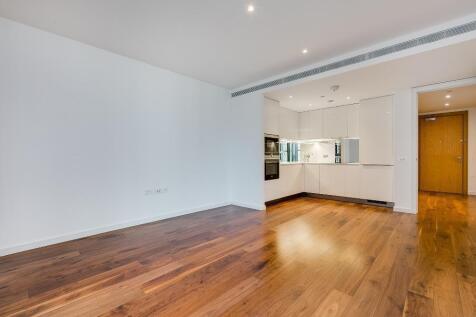 2 bedroom property in Eastfields Avenue, London photo 4