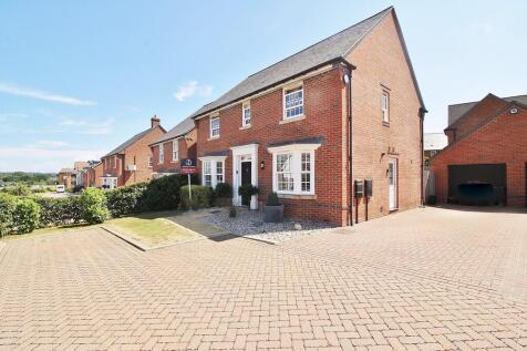 Waterlooville, PO7 - property photo