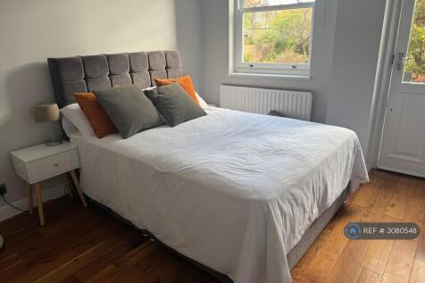 Gordon Road, London, W5 photo 4
