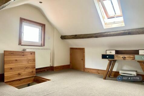 Additional Bedroom/Study, Accessed Through Bedroom