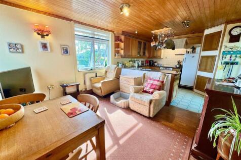 PHOTO-2025-05-26-22-38-19 (20).jpg