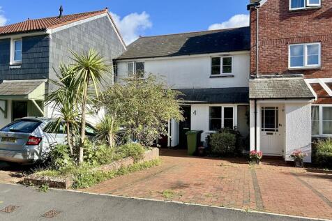 2-bed terraced on Tappers Close, Topsham, £1,225/mo