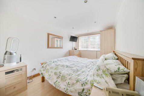 1327275-12-687e29...