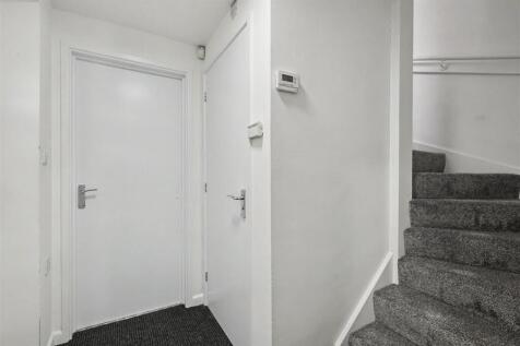 Hallway.jpeg