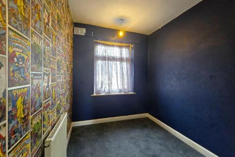 Clovelly Road, Wyken - Bedroom 3