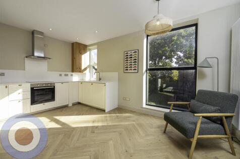 Burlington Road Manchester, M20 4QA photo 3