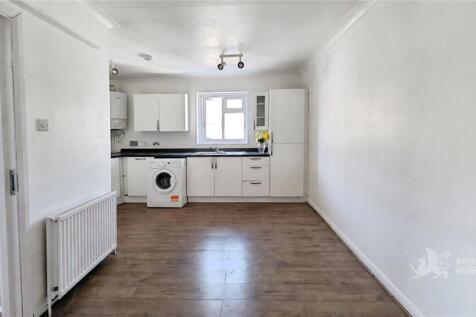 Reception/Kitchen