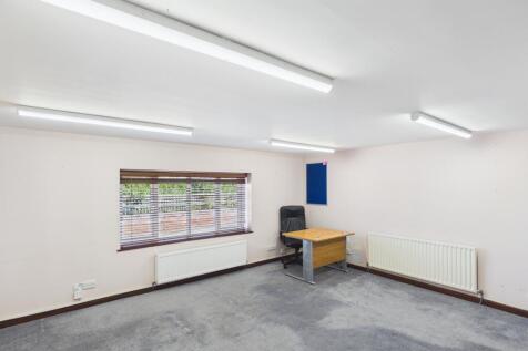 Light Industrial to rent Image 9