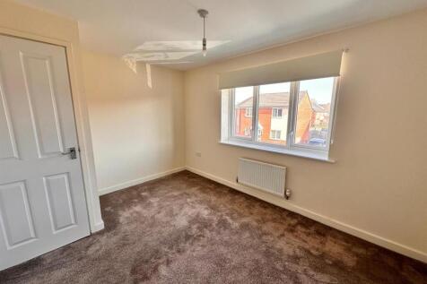 42 Barcroft Road, Wolverhampton photo 4