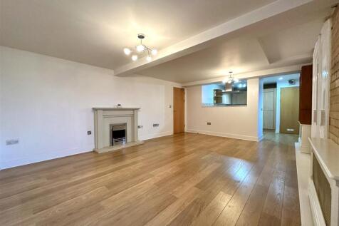 Large Lounge/Diner 250