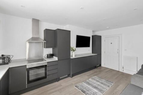 Plain Black TV Scree