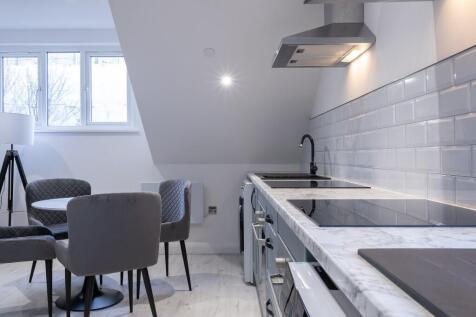 Flat 3, De La Beche Street, Swansea, Wales, SA1 photo 4