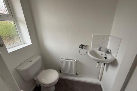 Hollybank Close, Northwich, Cheshire, CW8 photo 5