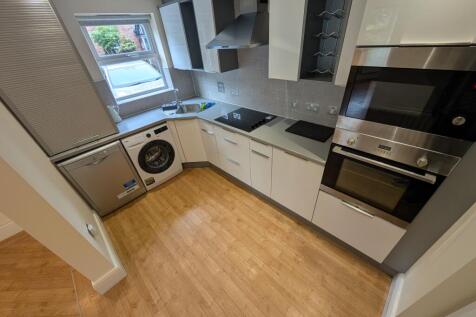 Chandlers Ford, Poulton-Le-Fylde, Lancashire, FY6 photo 5