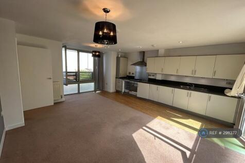 Open Plan Living Space &amp; Kitchen