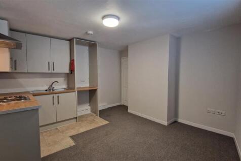 71 Wheelock Street Flat 3, Middlewich photo 3