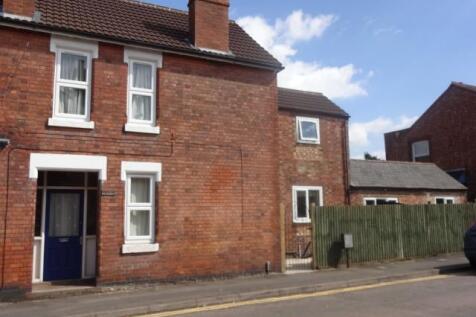 2-bed flat on Wellingborough Road, Rushden, £850/mo