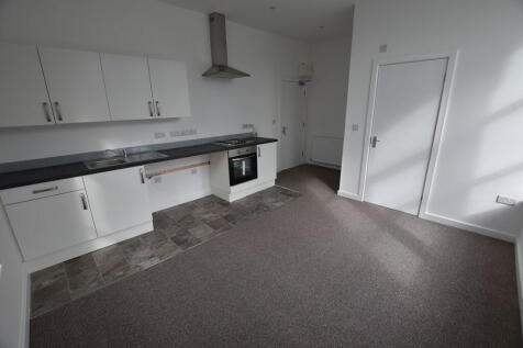 Flat 5 Church House Pendlebury Road photo 5