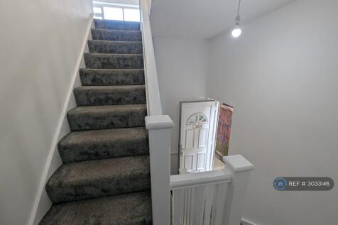 Prestwich, Manchester, M25 photo 3