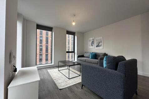 2-bed flat on Neptune Place, Liverpool, £1,150/mo