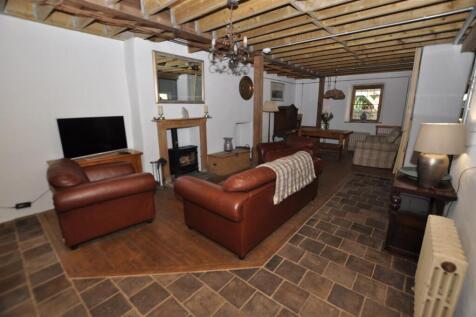 Open plan Lounge/Dining room