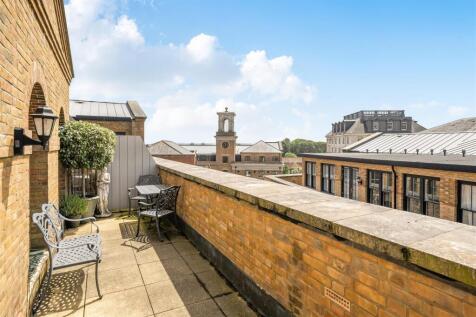 Roof terrace with view