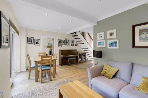 Open Plan Dining Family Room