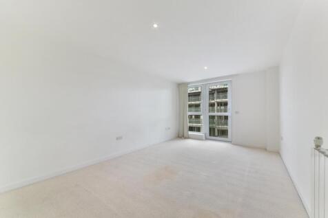 Wallace Court, Kidbrooke Village, London, SE3 photo 5