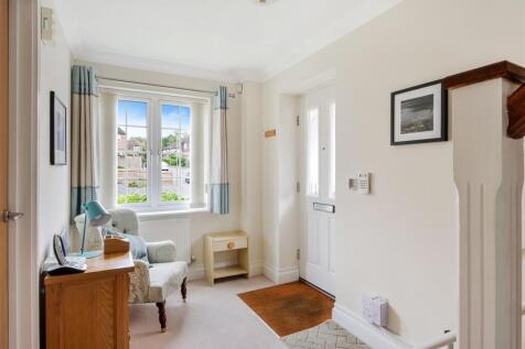 ROWAN CLOSE, 11 (16).jpg