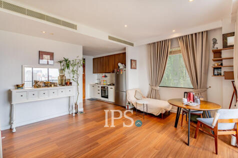 13th Floor 2  Bedroom Condo For Sale - Embassy Central, BKK1, Phnom Penh
