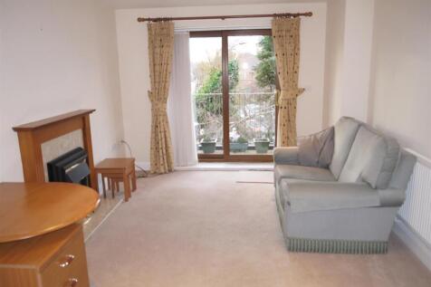 70 St. Marys Road, Market Harborough photo 3