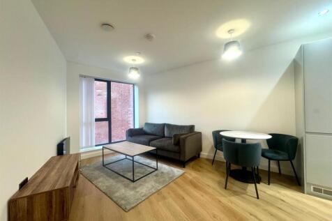 Lounge pic 3.jpeg