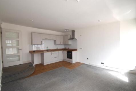 Shepherds Court, Cullompton photo 3