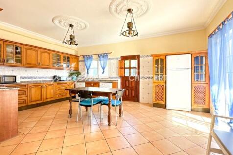 Vale Formoso 4 Bedroom Villa For Sale