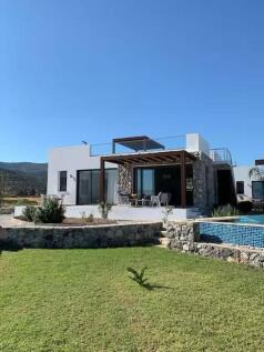 Front-Row 3-Bedroom Bungalow in Bahceli ? Uninterrupted Sea Views, 150 Metres from the Shore Image 9999 1