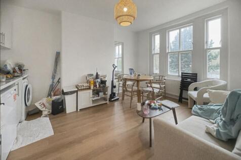 53 Waleran Apartments, Old Kent Road, London SE1 5UX