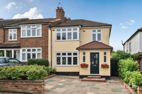 Romford, RM2 - property photo