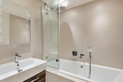 Flat 17, 161 Fulham Road photo 4