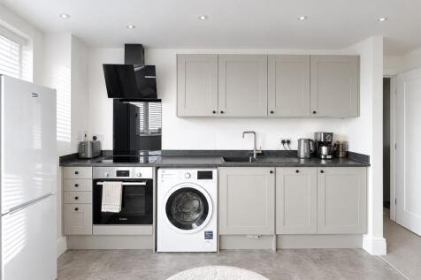 Living Room / Kitchen