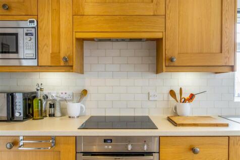 28 Ashton Hall Drive (Wyberton)-23.jpg