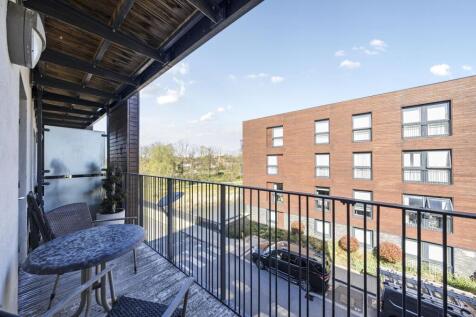 Davidson Frost-Wellings, DFW, Moore Court, Stanmor