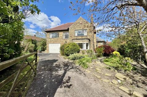 EXTERNAL FRONT, GARAGE AND DRIVEWAY
