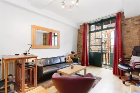 ALWard - Flat 3 Canada Wharf - rec_low.jpg