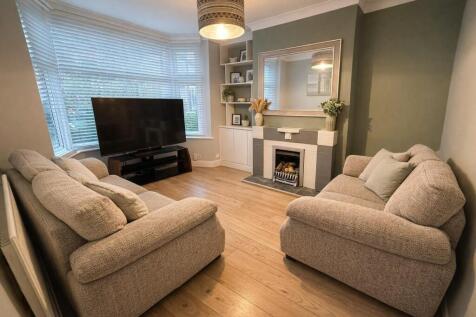 Living Room.jpg