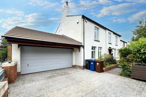 Manchester, M25 - property photo