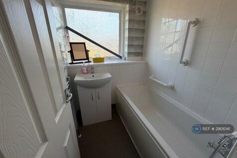 Bathroom 1.54m x 1.67m
