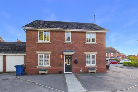 Alder Close - Main Photo