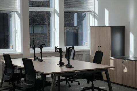 Dukes Place - 1st floor office setup