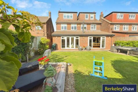 1205d770-3-4379-A056-ABC993F66987-7367-0000013FEC5