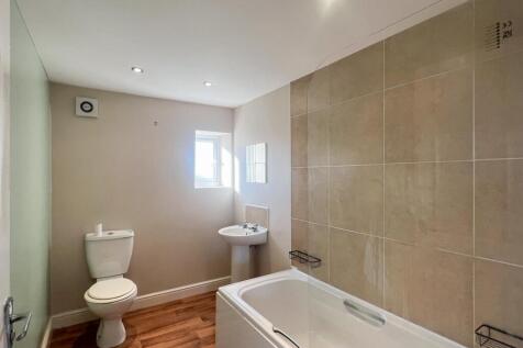 57d Bannister StreetWithernseaEast YorkshireHU19 2DT photo 3